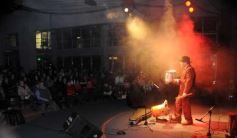 Foto de la galería: Teatro, El País en el País