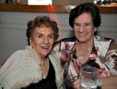 Foto de la galería: Rosa Esther en salon Lucrecia