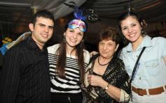 Foto de la galería: Rosa Esther en salon Lucrecia