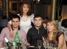 Foto de la galería: Rosa Esther en salon Lucrecia