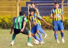 Sixto Fotografías. Deportes. Liga Posadeña A - Mitre 3 - El Brete 1