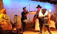 Sixto Fotografías. Sociedad. Teatro - El Herrero y el diablo