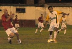 Sixto Fotografías. Deportes. Liga Posadeña A - Brown 2 - La Picada 3