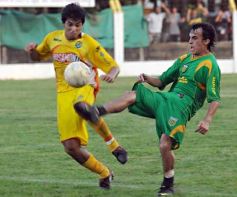 Sixto Fotografías. Deportes. Liga Posadeña A - La Picada 1 - Crucero 2