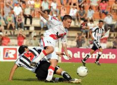 Sixto Fotografías. Deportes. Torneo Regional Federal Amateur - Guaraní 2 - Chaco For Ever 2