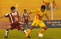 Sixto Fotografías. Deportes. Torneo Federal A - Crucero 2-Central Cordoba