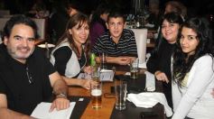 Sixto Fotografías. Sociedad. Abril aniversario - Noche de Sabado