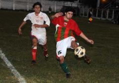 Sixto Fotografías. Deportes. Argentino C - Brown 3-Central Recistencia 8