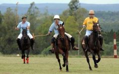 Sixto Fotografías. Deportes. Garupá Polo - Sure Rain-Taurus
