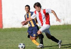 Sixto Fotografías. Deportes. Liga Posadeña A - Candelaria 3 clasificado-Mitre 4