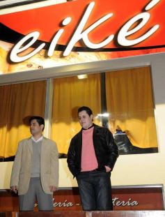 Sixto Fotografías. Sociedad. Inauguración - eiké Panaderia (Flia. San Javier)