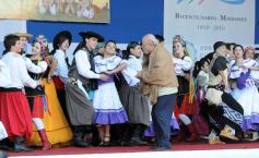 Sixto Fotografías. Sociedad. Fiesta Nacional del Inmigrante - Jueves día y noche