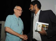 Foto de la galería: Joaquin Piña, presenta su 3er. Libro