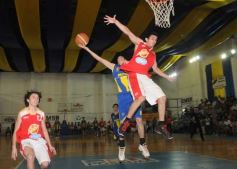 Foto de la galería: Mitre 59-Tokio 80, Campeón