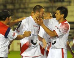 Foto de la galería: Brown 1-Guaraní 2