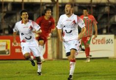 Foto de la galería: Brown 1-Guaraní 2