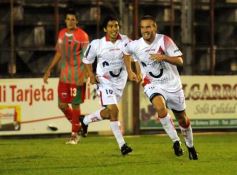 Foto de la galería: Brown 1-Guaraní 2