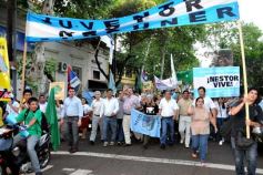 Sixto Fotografías. Sociedad. Homenaje - Homenaje a Néstor Kirchner a un año de su muerte