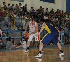 Foto de la galería: Mitre 64-Tokio 70