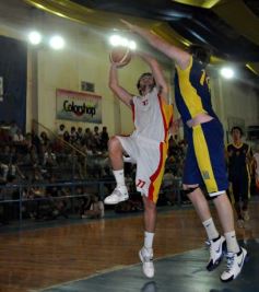 Foto de la galería: Mitre 64-Tokio 70