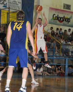 Foto de la galería: Mitre 64-Tokio 70