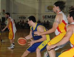 Foto de la galería: Mitre 64-Tokio 70