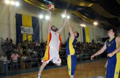 Foto de la galería: Mitre 64-Tokio 70