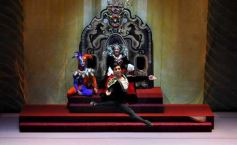 Foto de la galería: Lago de los Cisnes en el Teatro Lírico