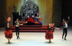 Foto de la galería: Lago de los Cisnes en el Teatro Lírico