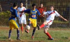 Sixto Fotografías. Deportes. Liga Posadeña A - Mitre 2-Guaraní 1