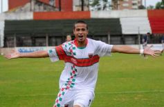 Foto de la galería: Guaraní 0-Brown 3