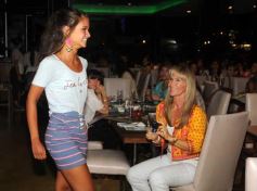 Sixto Fotografías. Sociedad. Cena y Show Desfile de Modas - Noche de Miércoles