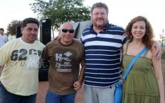 Sixto Fotografías. Sociedad. Recitales - Apoyo a la Gente de Canal 4 de Posadas