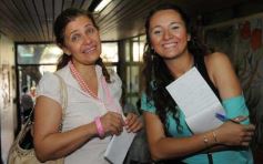 Foto de la galería: Entrega de diplomas a los abanderados y sus escoltas de las escuelas primarias de Posadas