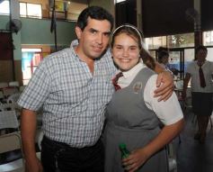 Foto de la galería: Entrega de diplomas a los abanderados y sus escoltas de las escuelas primarias de Posadas