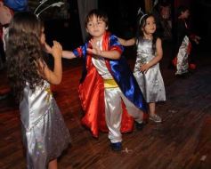 Foto de la galería: Jardín de Infantes del Colegio Del Carmen: Acto y show del fin de clases