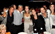 Foto de la galería: Inaguración temporada de pileta 2011 del Club Crucero del Norte