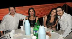 Foto de la galería: Inaguración temporada de pileta 2011 del Club Crucero del Norte