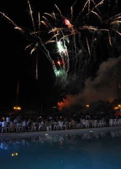 Foto de la galería: Inaguración temporada de pileta 2011 del Club Crucero del Norte