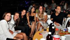 Foto de la galería: Inaguración temporada de pileta 2011 del Club Crucero del Norte