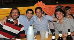 Foto de la galería: Inaguración temporada de pileta 2011 del Club Crucero del Norte