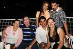 Foto de la galería: Inaguración temporada de pileta 2011 del Club Crucero del Norte