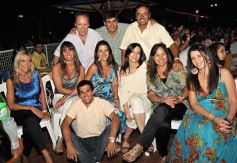 Foto de la galería: Inaguración temporada de pileta 2011 del Club Crucero del Norte