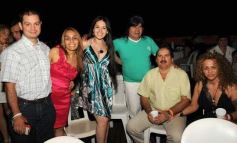 Foto de la galería: Inaguración temporada de pileta 2011 del Club Crucero del Norte