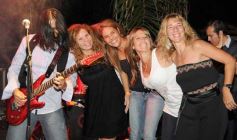 Foto de la galería: Inaguración temporada de pileta 2011 del Club Crucero del Norte