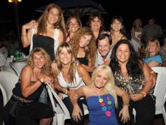 Foto de la galería: Inaguración temporada de pileta 2011 del Club Crucero del Norte