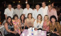 Foto de la galería: Inaguración temporada de pileta 2011 del Club Crucero del Norte