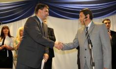 Foto de la galería: Asumen Funcionarios
