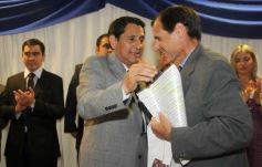 Foto de la galería: Asumen Funcionarios