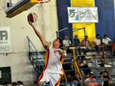 Foto de la galería: Mitre 68-Tokio 78